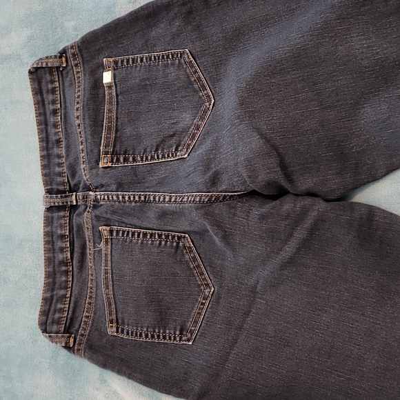 Womens J Lo Straight Jeans/Capri's Size 4 - Picture 4 of 7